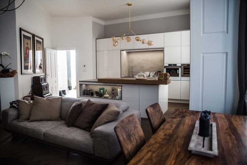 Reference / Realizace - bytový dům - foto Reference / Realizace - bytový dům - foto