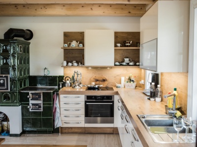 INTERDAN: MAGNOLIE LESK - LAK, DESKA - BURGUESA EICHE, 7,65m