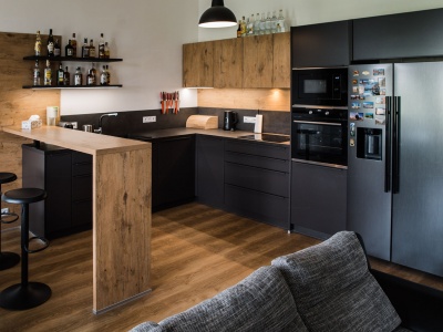 TOPLUX: CEROS - SUPER MATT LAK, DESKA - BURGUESA EICHE, 5,4m