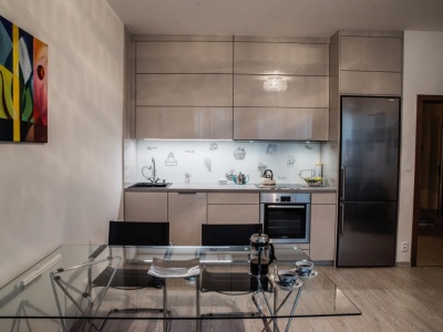 LIVING: KASHMIR LESK - LAK, DESKA - BETON, 3m